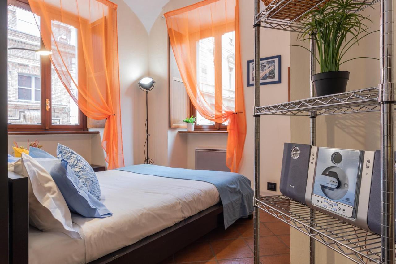 Turin Central Loft Carignano By Wonderful Italy エクステリア 写真